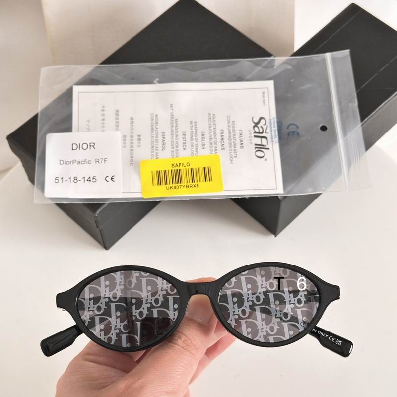 Dior PacficR7F 51 18-145 e01