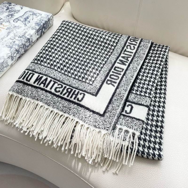 Dior Scarf 140X140cm  E17 (7)