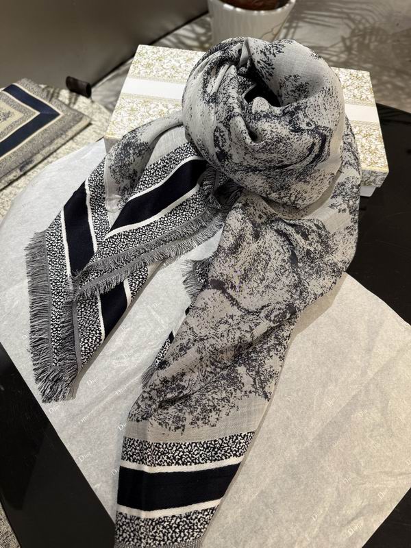 Dior Scarf 140X140cm 57%羊毛43%真丝 E49 (17)