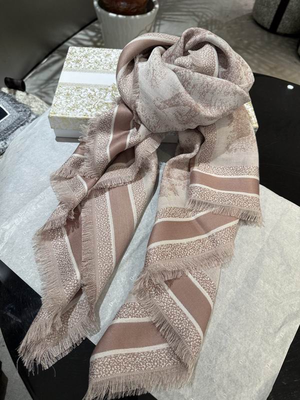 Dior Scarf 140X140cm 57%羊毛43%真丝 E49 (2)