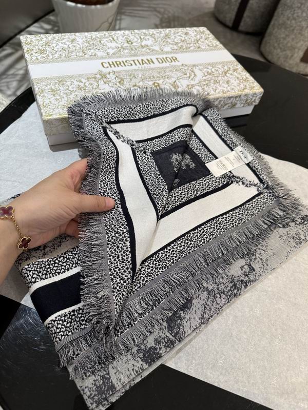 Dior Scarf 140X140cm 57%羊毛43%真丝 E49 (22)