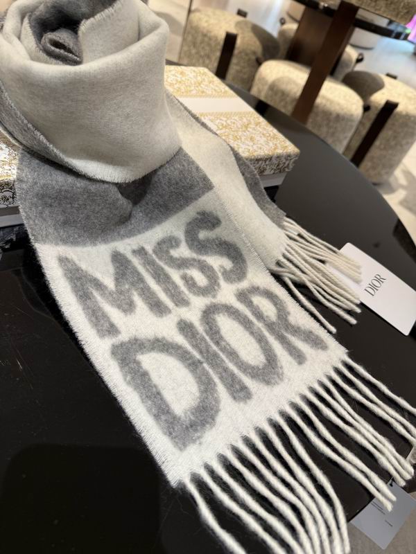 Dior Scarf 17X140cm E14 (2)