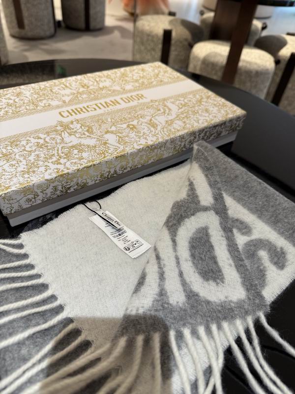 Dior Scarf 17X140cm E14 (5)