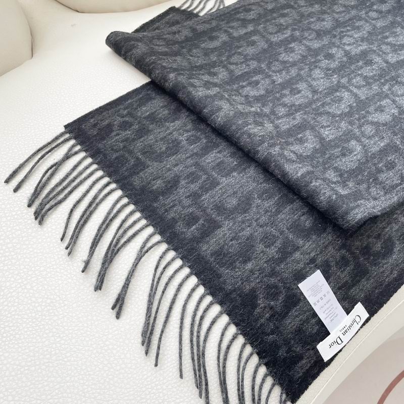 Dior Scarf 32X180cm E15 (1)