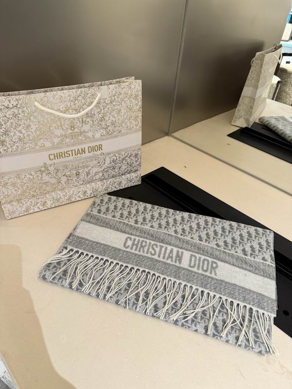 Dior Scarf 45X180cm 100%羊绒 E12 (5)