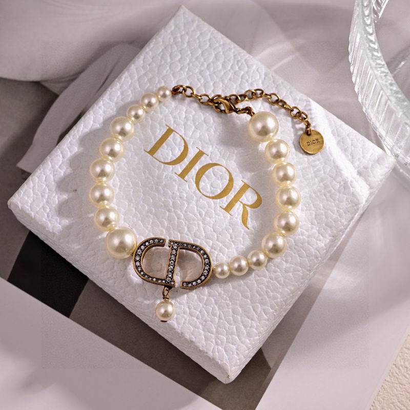 Dior Suits 09yxx01 (3)