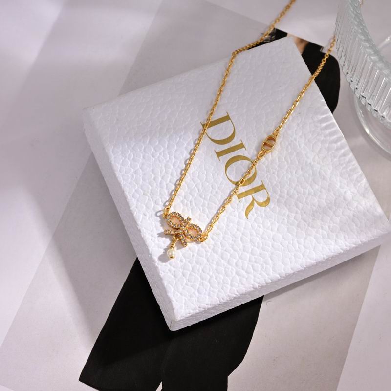 Dior Suits 09yxx06 (5)