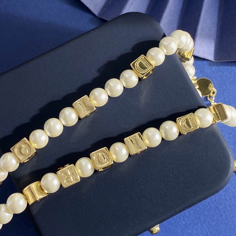 Dior Suits 09yxx10 (9)