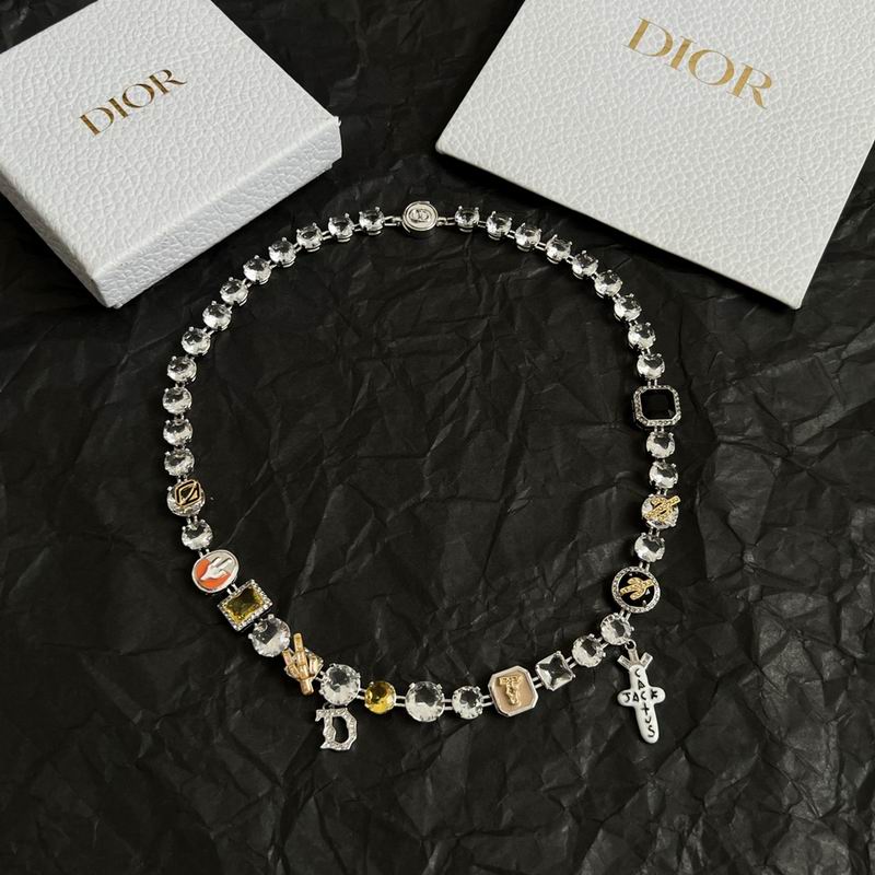 Dior Suits 09yxx20 (8)