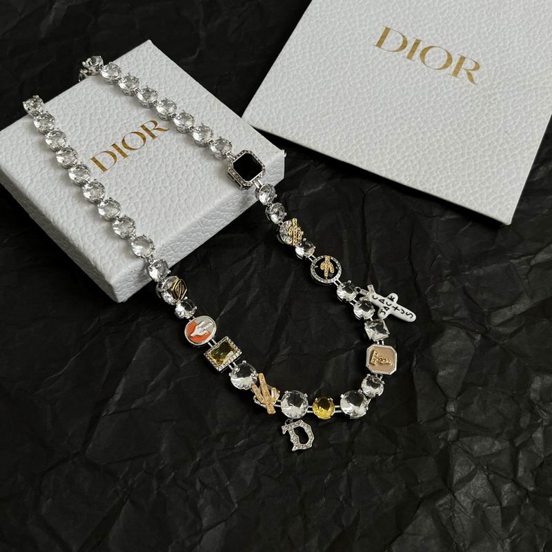 Dior Suits 09yxx20 (9)