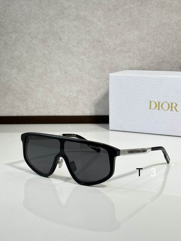 Dior Tag M1F 140 c03