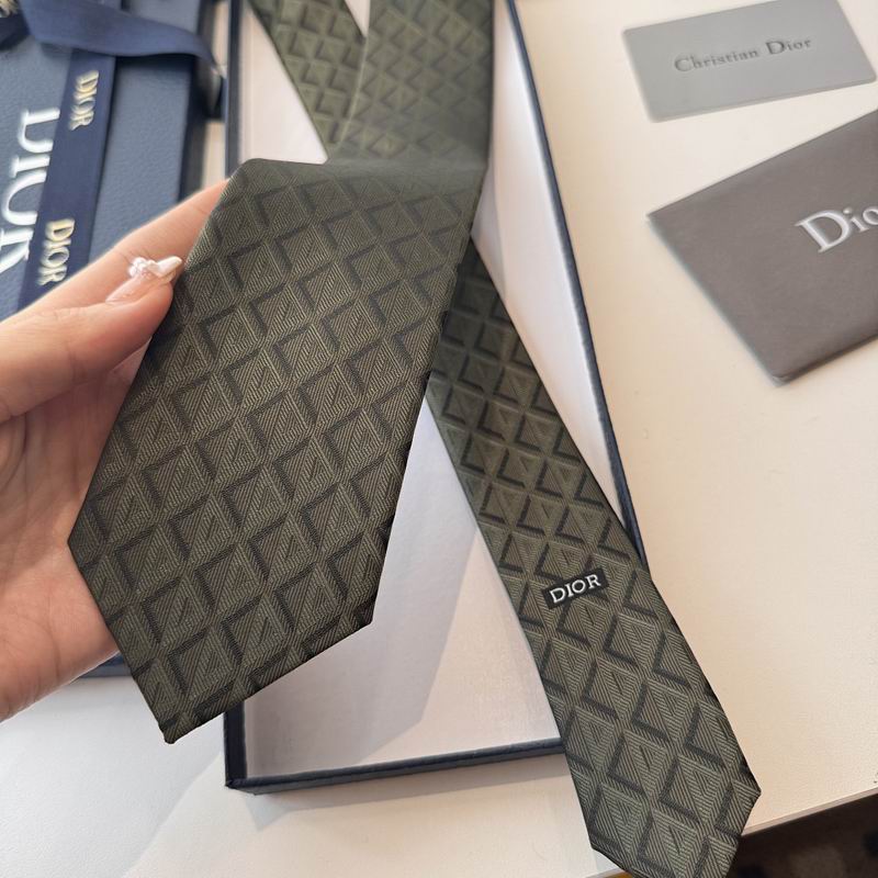 Dior Tie hm (3)