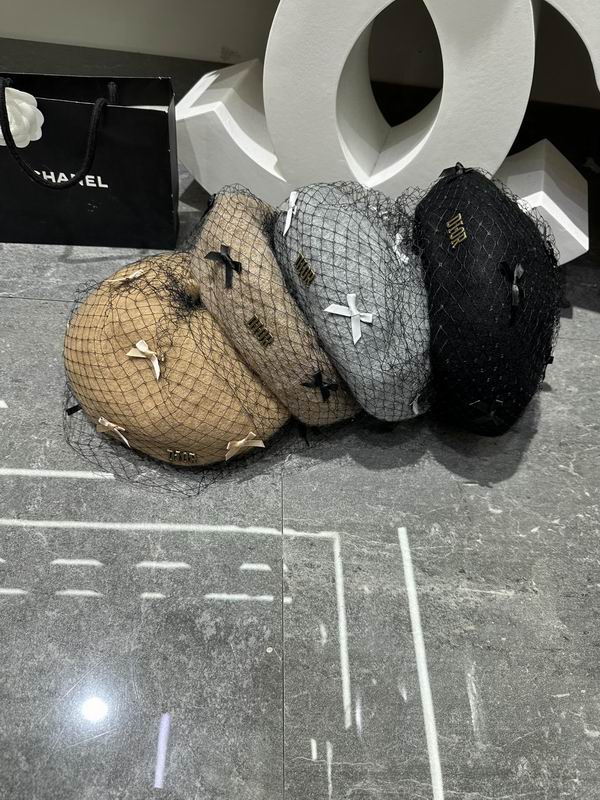 Dior beret dx (199)