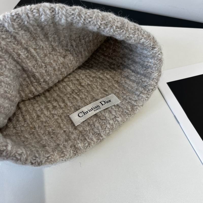 Dior hat (1052)