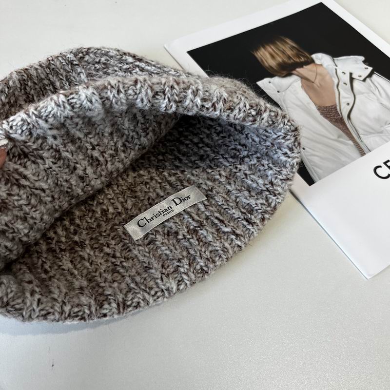 Dior hat (1062)