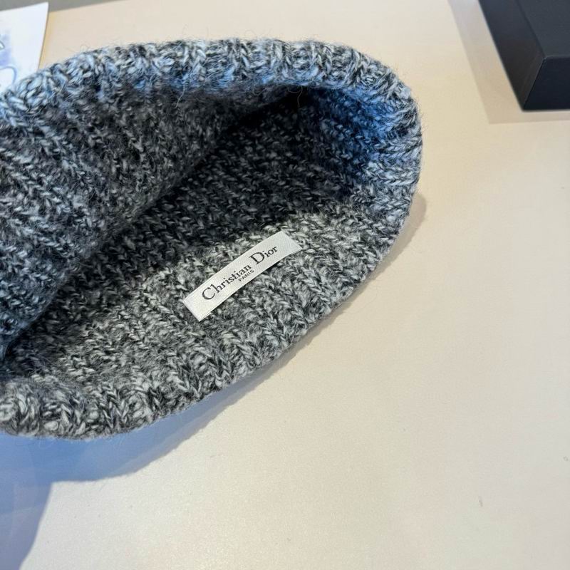 Dior hat (1066)