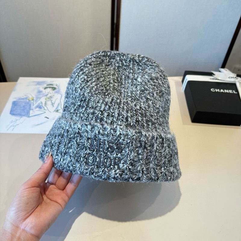 Dior hat (1072)