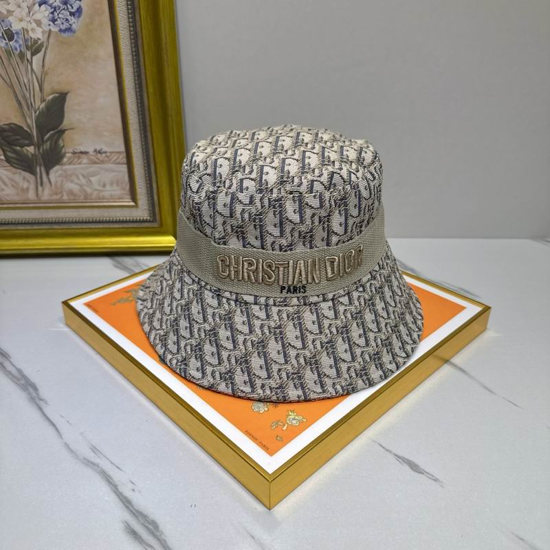 Dior hat (209)