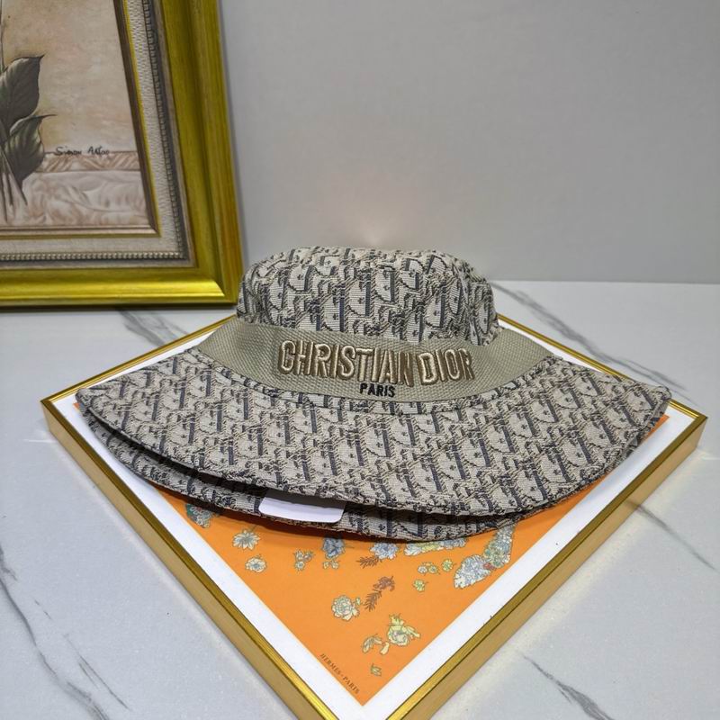 Dior hat (210)