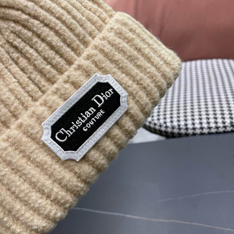 Dior hat (210)