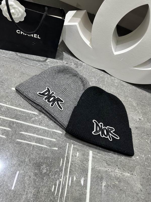 Dior hat dx (530)