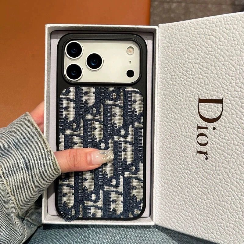 Dior iphone 17-17Pro max 22 (4)