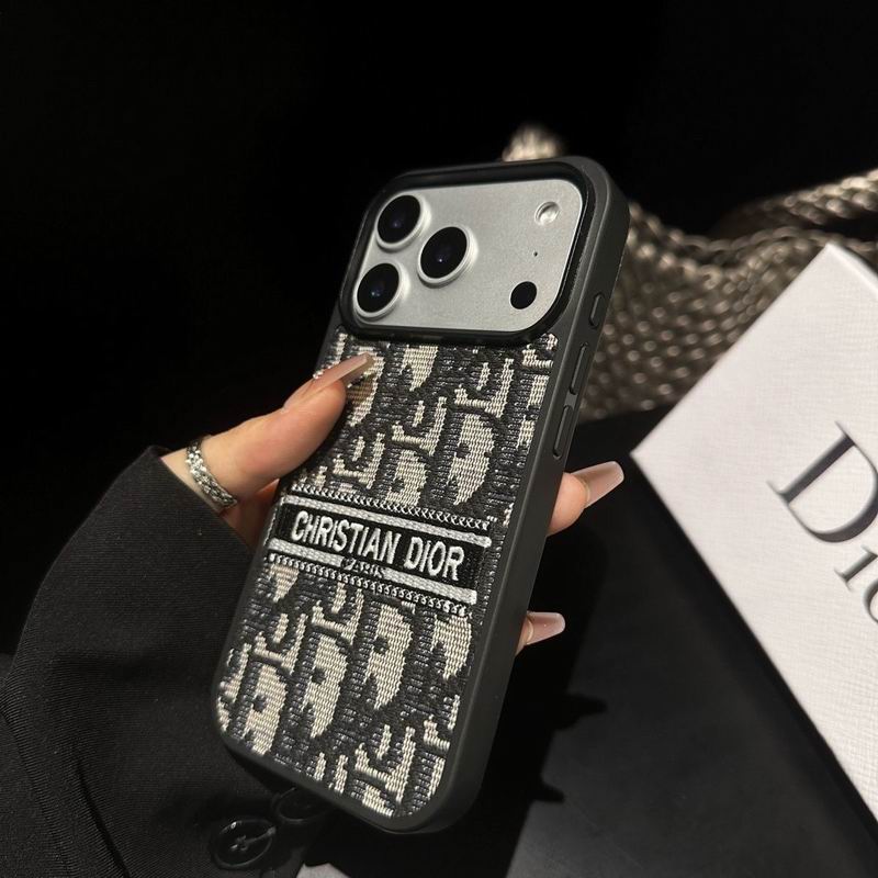 Dior iphone 17-17Pro max 27 (3)