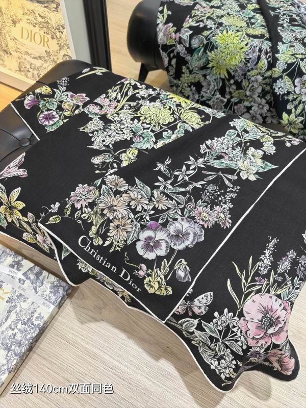 Dior scarf 140X140cm  70%羊绒30%真丝 E23 (13)
