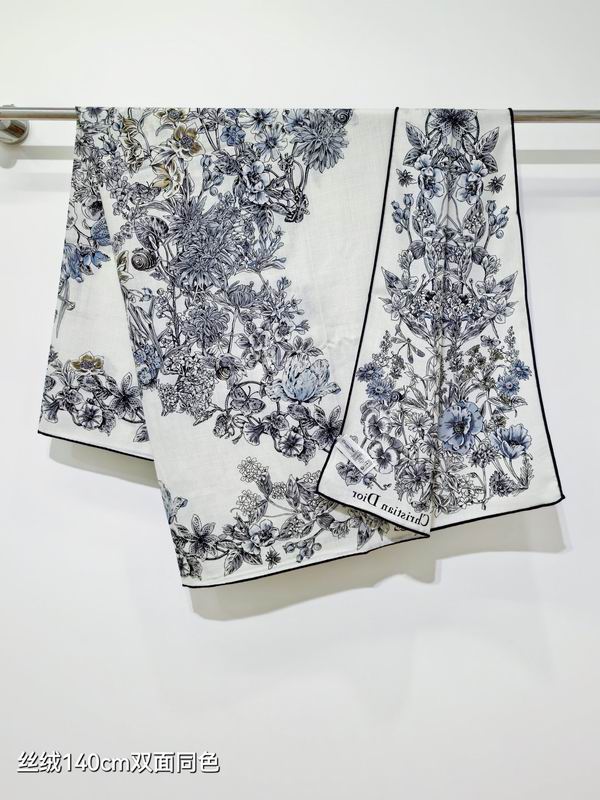 Dior scarf 140X140cm  70%羊绒30%真丝 E23 (3)