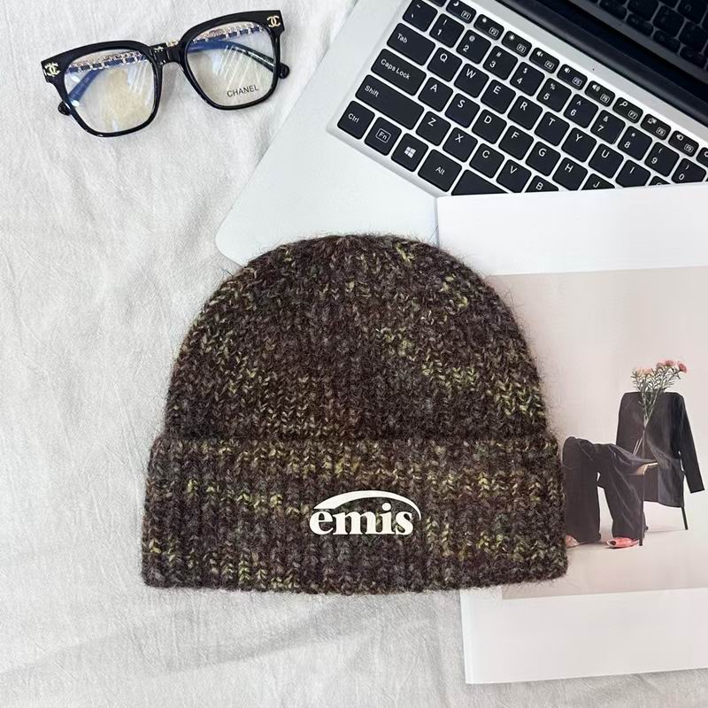 Emis hat (2121)