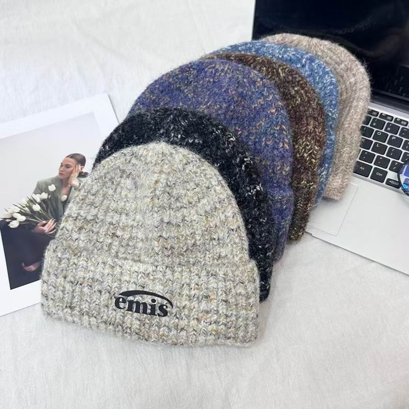 Emis hat (2127)