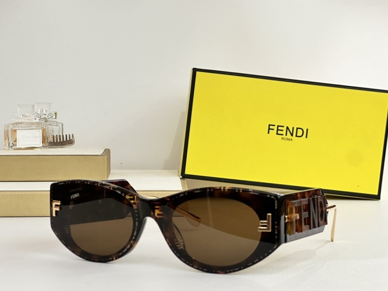 Fendi Glasses smr (211)