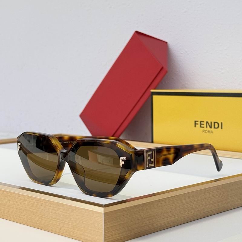 Fendi Glasses smr (411)