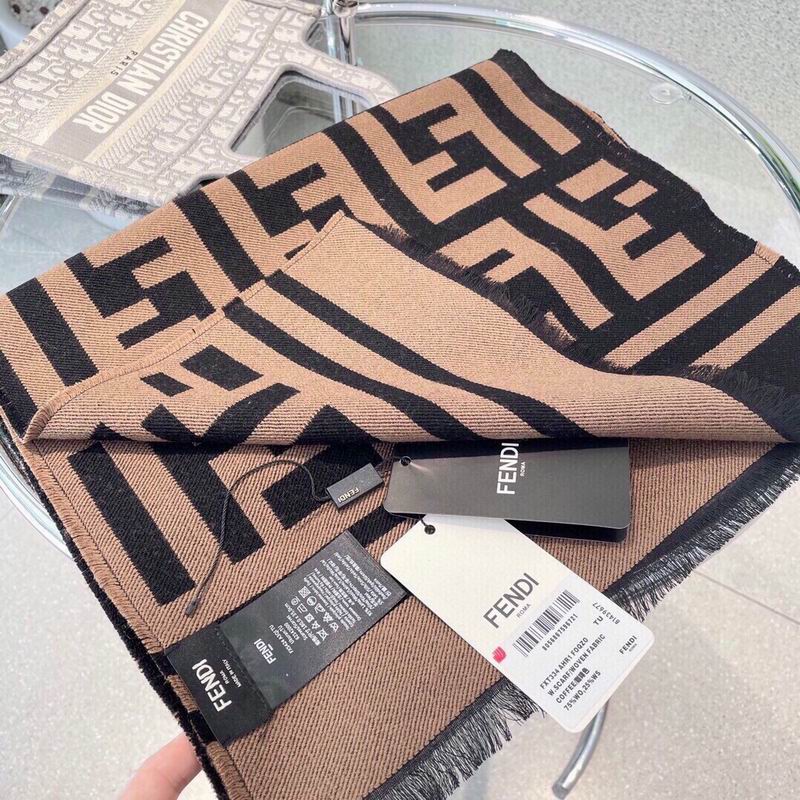 Fendi Scarf 35X180cm  75%羊毛25%真丝 E18 (7)