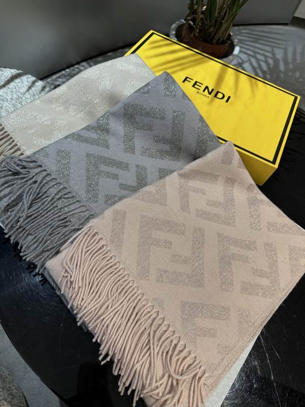 Fendi Scarf E32 (1)