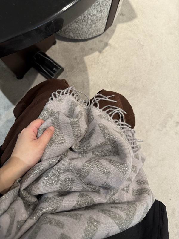 Fendi Scarf E32 (10)