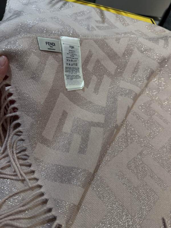 Fendi Scarf E32 (3)