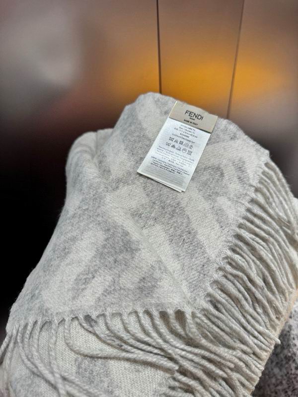 Fendi Scarf E52 (6)