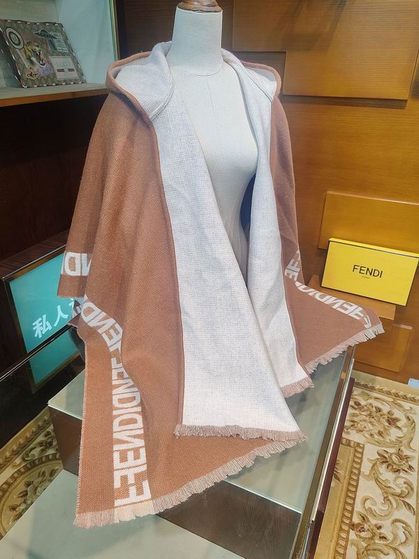 Fendi cloak 135X155cm E14 (17)