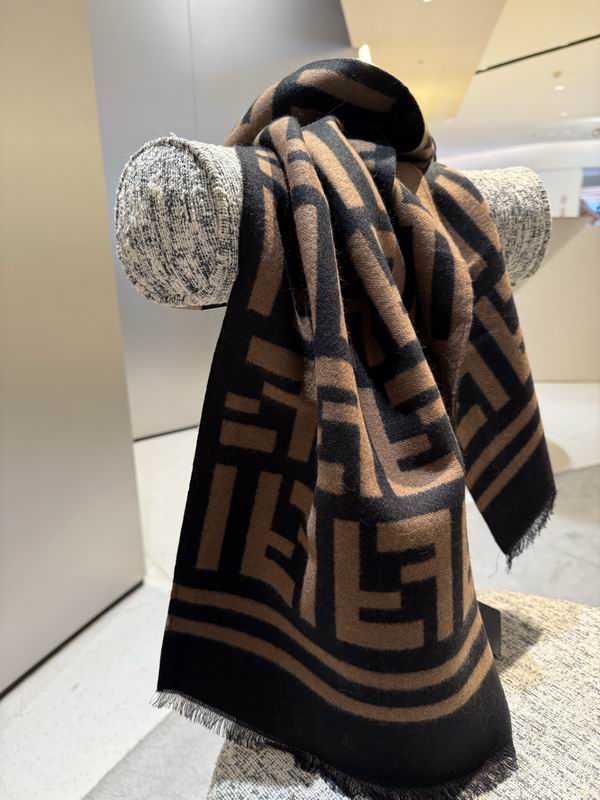 Fendi scarf 180X35cm E62 (3)