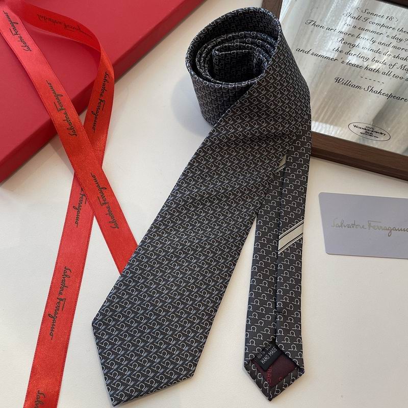 Ferragamo Tie hm (152)