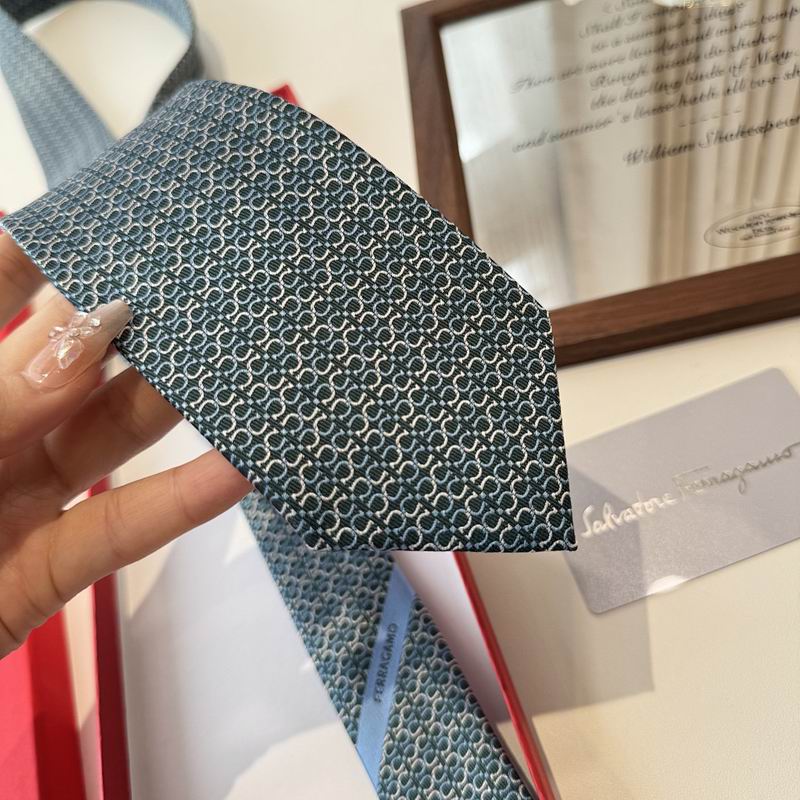 Ferragamo Tie hm (175)