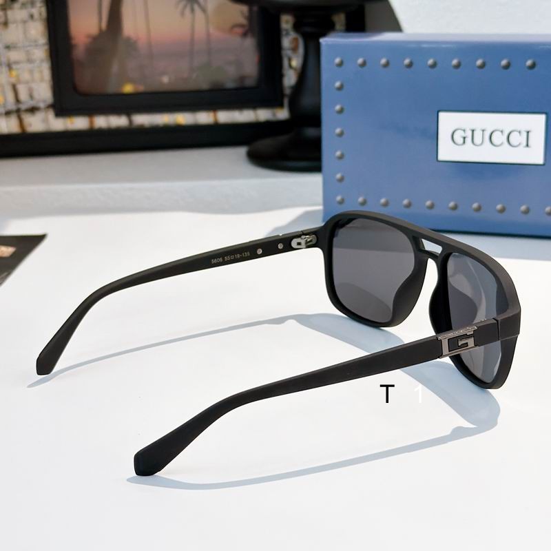 Gucci 5606 55 18-135 a07
