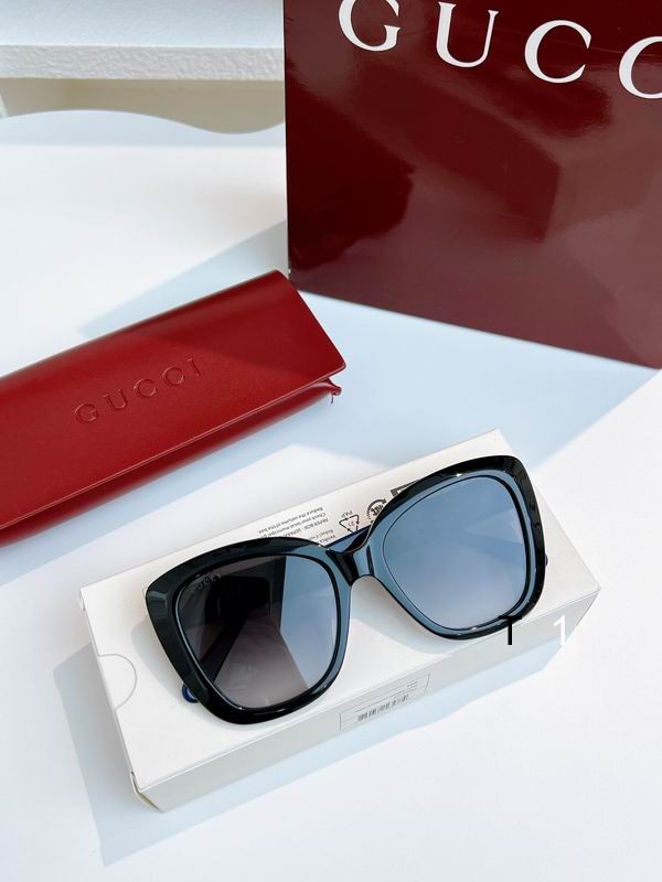 Gucci GG0860S 53-19-140 a01