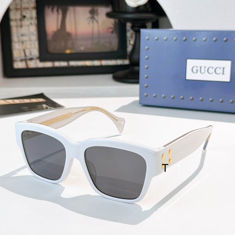 Gucci GG1720 55-17-140 a00
