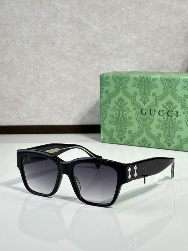 Gucci GG1720 55-17-140 c05