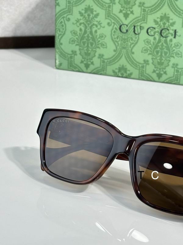 Gucci GG1720 55-17-140 c08