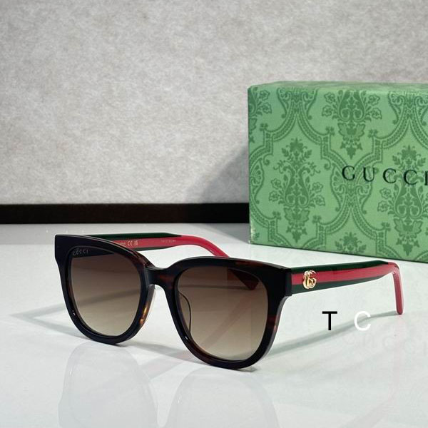 Gucci GG2128SK 55 19-145 c02