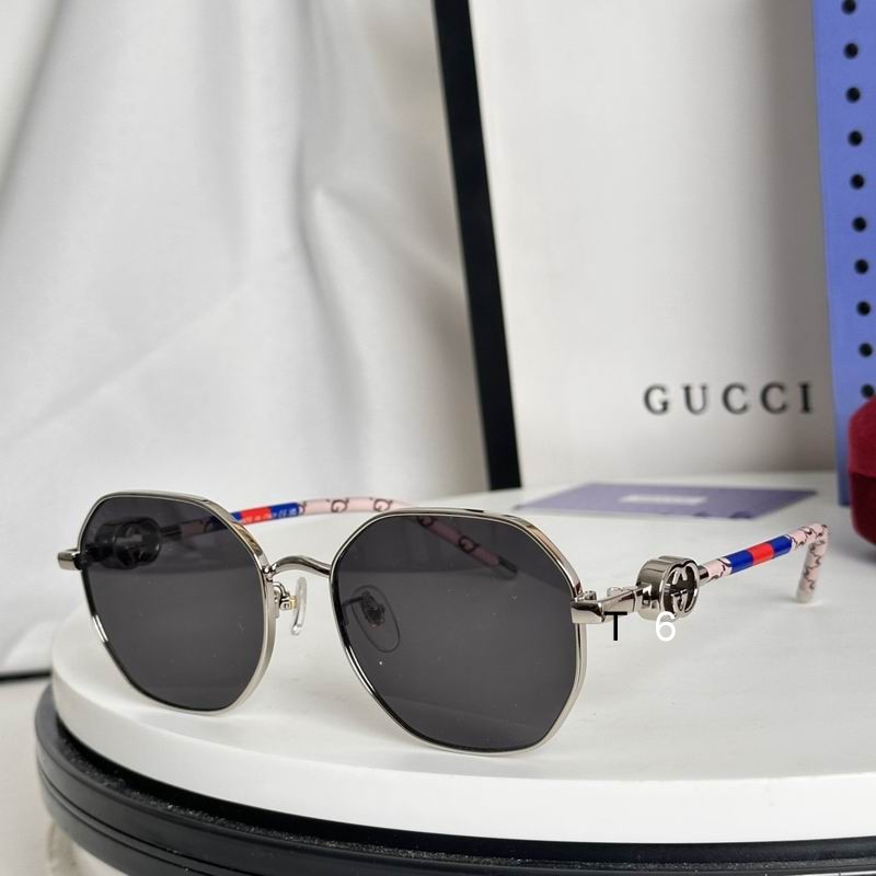 Gucci GG2211S56 19-145 e06