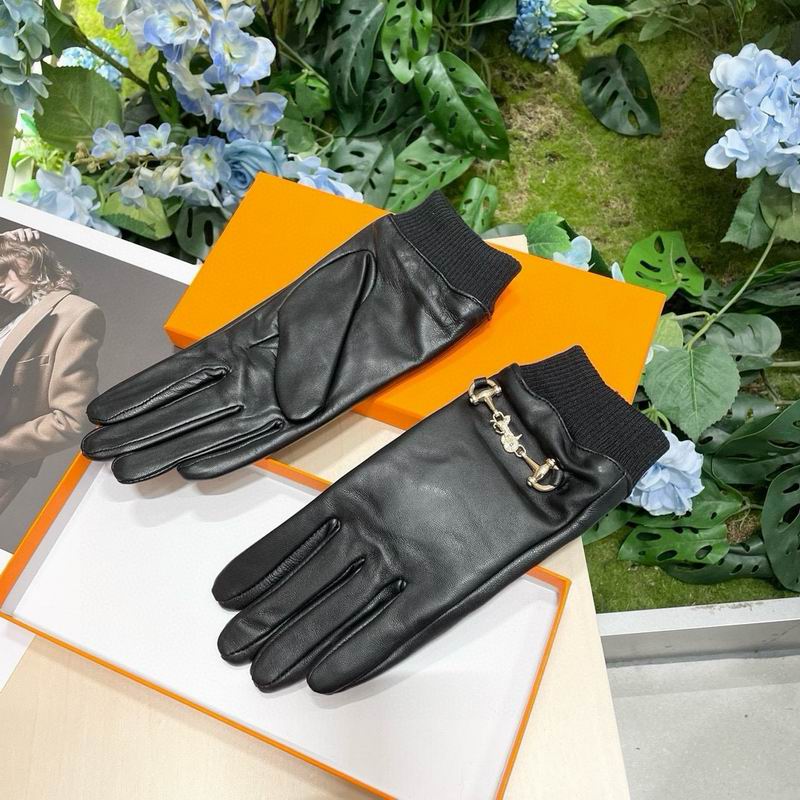 Gucci Gloves 30 (3)